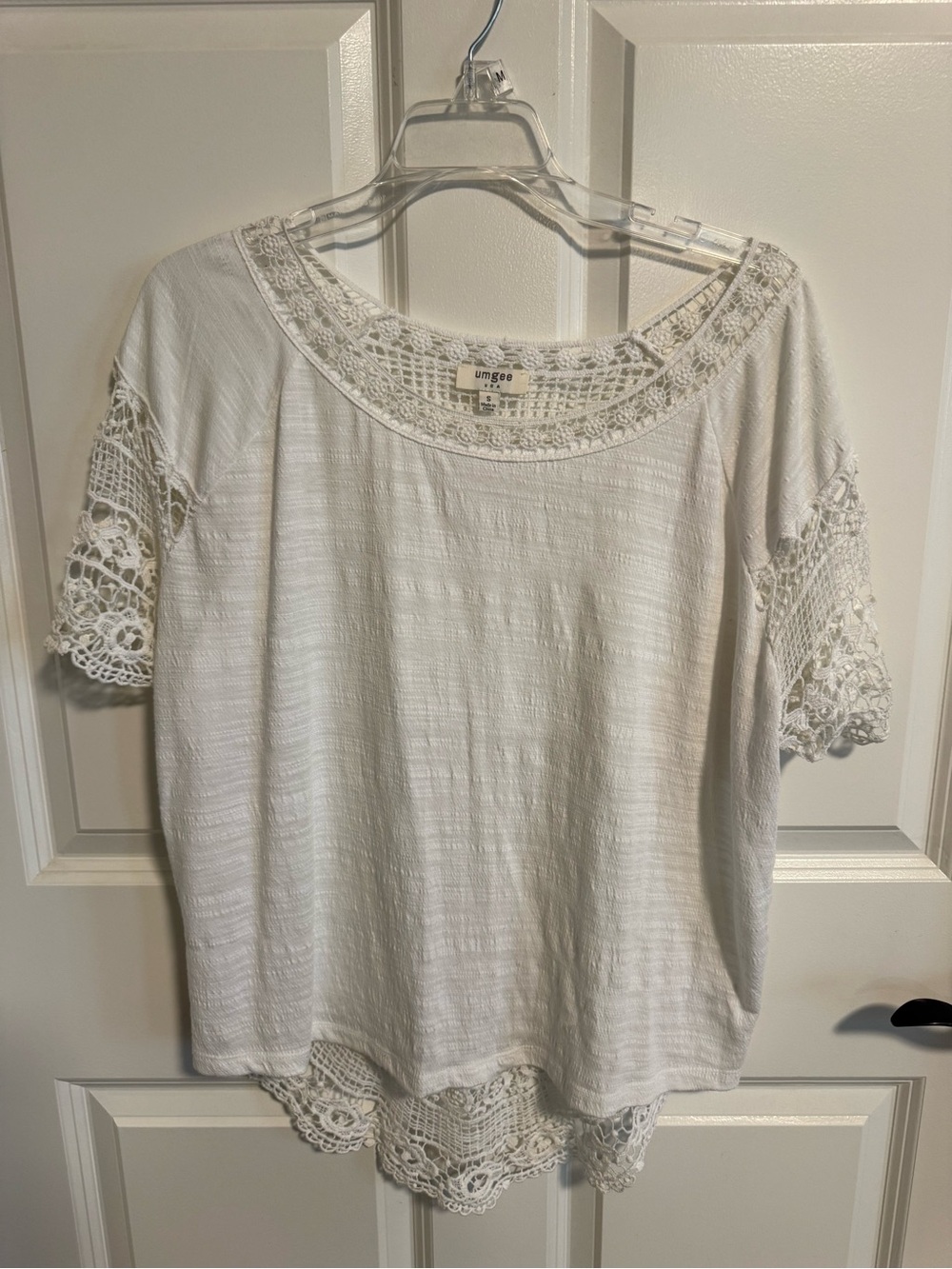 Umgee White Crochet Detail Short Sleeve Blouse